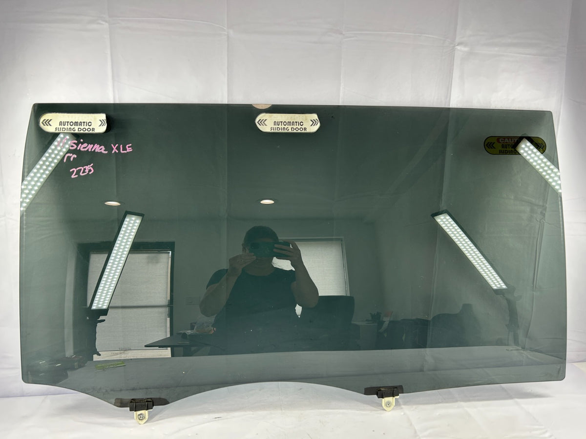 2011-2014 Toyota Sienna Rear Right Passenger Side Door Window Glass 62750-08050