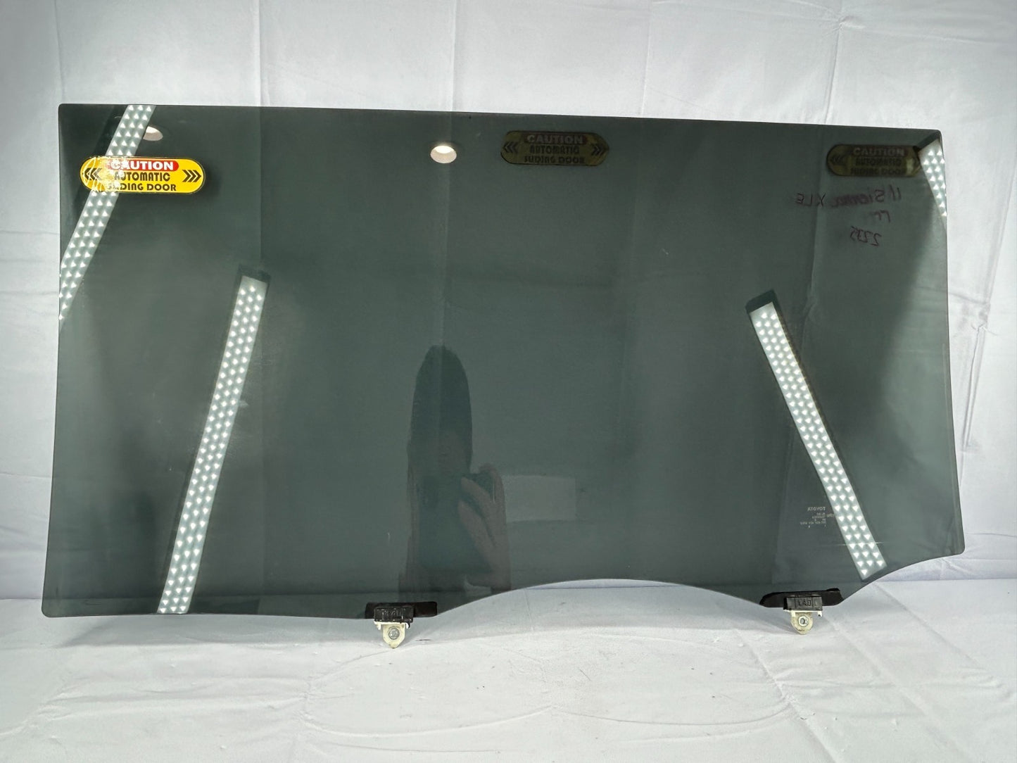 2011-2014 Toyota Sienna Rear Right Passenger Side Door Window Glass 62750-08050