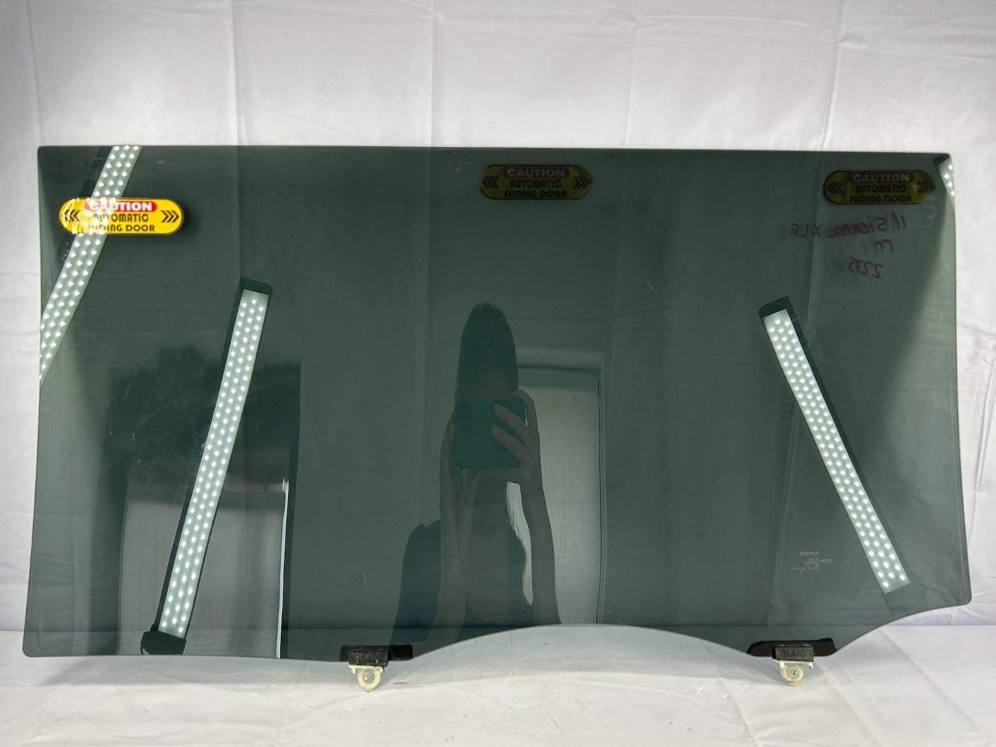 2011-2014 Toyota Sienna Rear Right Passenger Side Door Window Glass 62750-08050