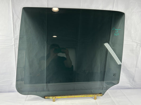 2001-2007 Toyota Sequoia Rear Left Driver Side Door Window Glass OEM 68104-0C020