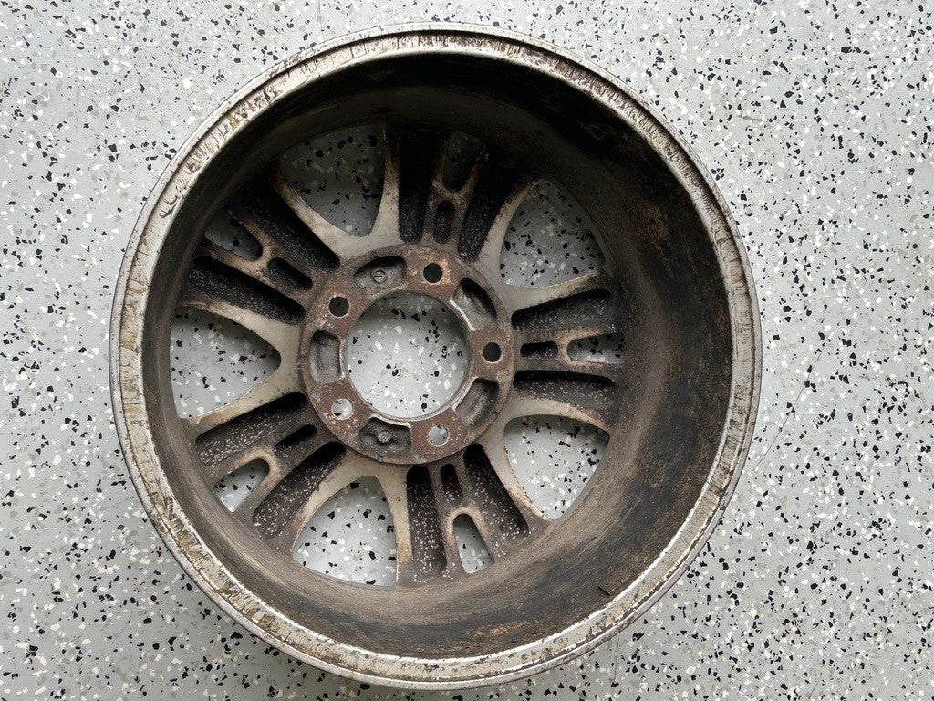 2003-2004 Lexus LX470 18x8 Aluminum Alloy Silver 5 Spoke OEM