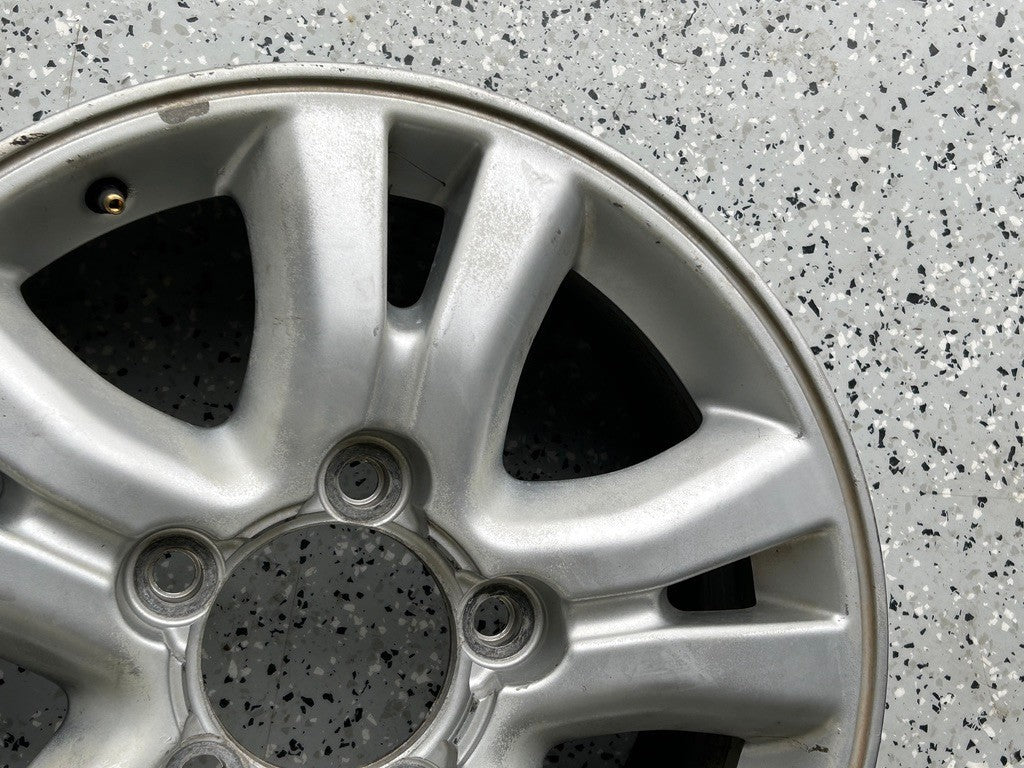2003-2004 Lexus LX470 18x8 Aluminum Alloy Silver 5 Spoke OEM