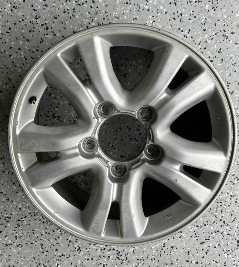 2003-2004 Lexus LX470 18x8 Aluminum Alloy Silver 5 Spoke OEM