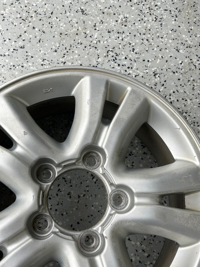 2003-2004 Lexus LX470 18x8 Aluminum Alloy Silver 5 Spoke OEM
