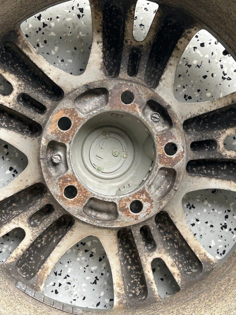 2003-2004 Lexus LX470 18x8 Aluminum Alloy Silver 5 Spoke OEM