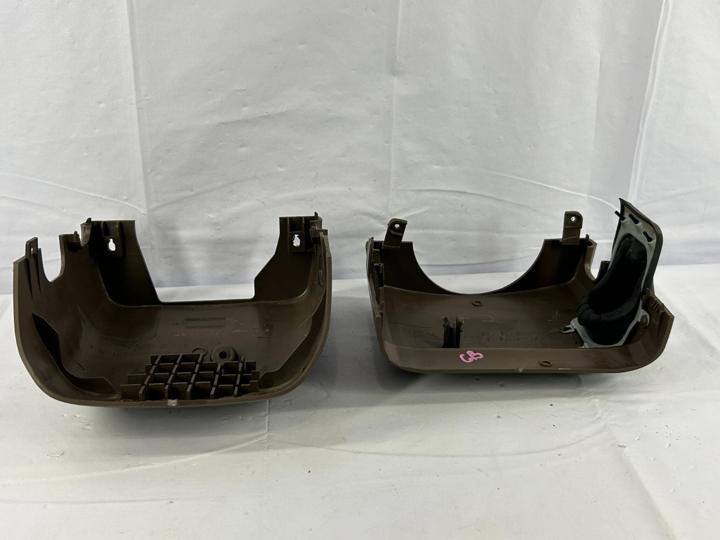 00-05 Toyota Tundra Sequoia Steering Column Upper & Lower Cover OEM 45286-0C010