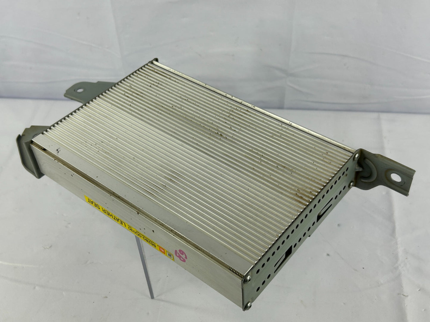 2003-2005 Toyota Tundra Audio Equipment Stereo Radio Amplifier OEM 86280-0C030