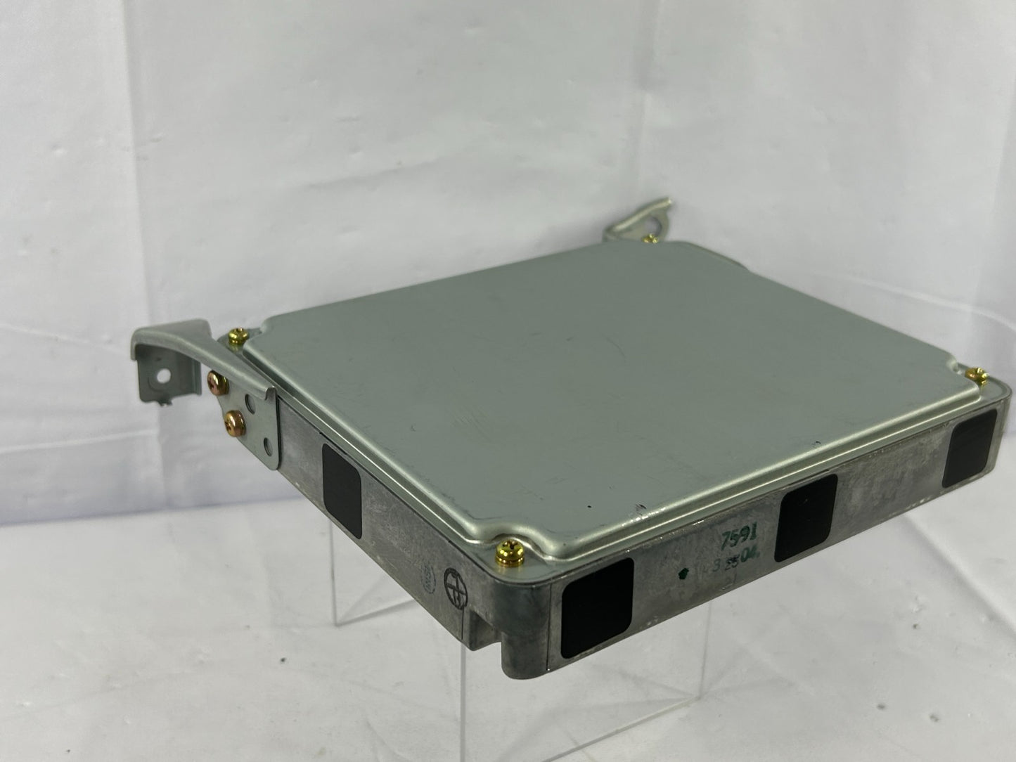 2003-2005 Toyota Tundra 4x4 ECU ECM Engine Control Module Unit OEM 89661-0C390