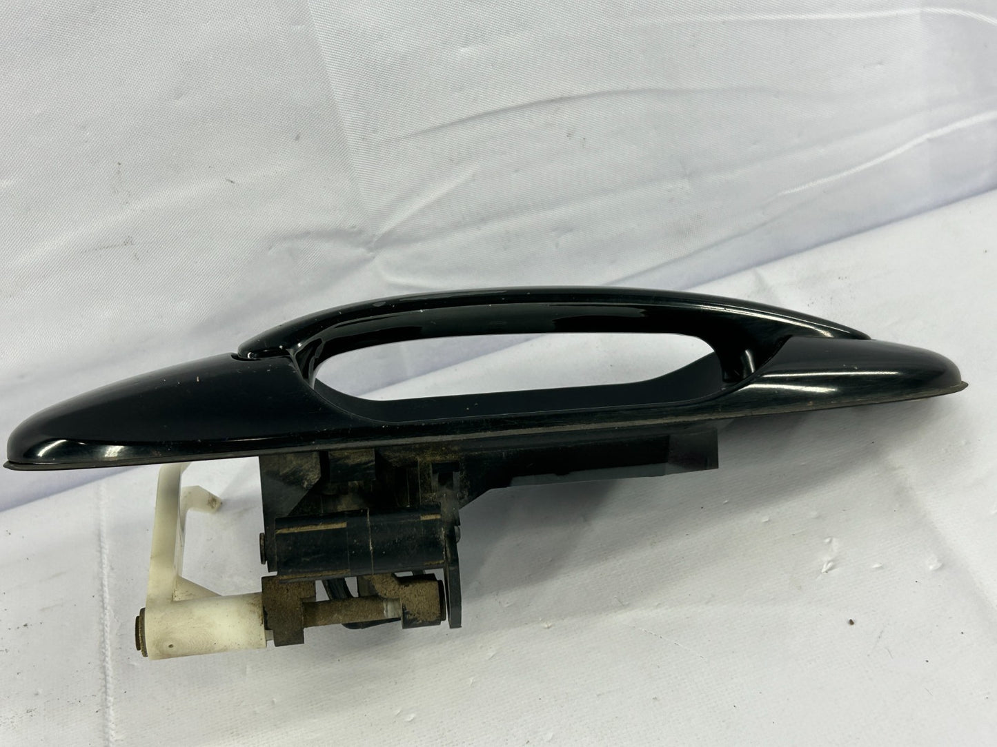 03-06 Toyota Tundra Rear Left Exterior Door Handle OEM 69240-34020-C0 OEM
