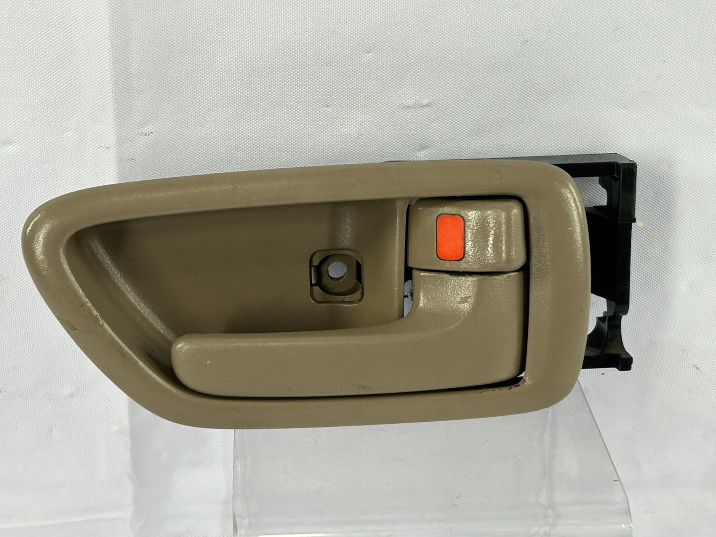 2003-2005 Toyota Tundra Rear Right Interior Door Handle OEM 69205-0C030