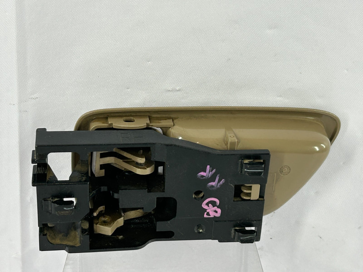 2003-2005 Toyota Tundra Rear Right Interior Door Handle OEM 69205-0C030