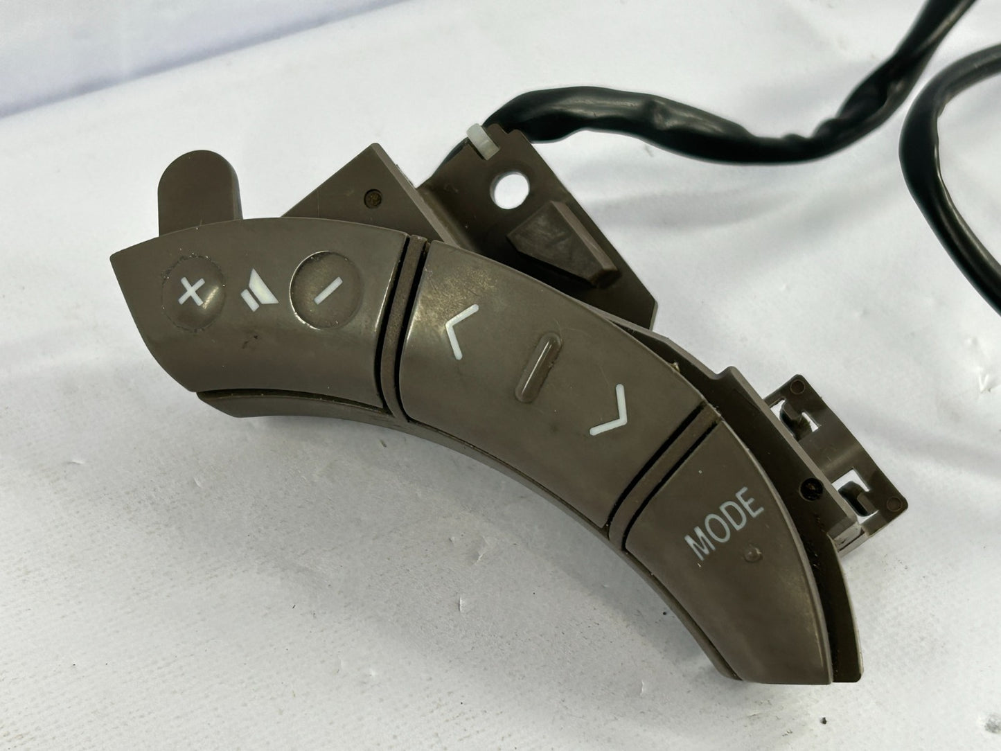 2002-2005 Toyota Tundra Left Side Steering Wheel Control Switch OEM 84247-58020