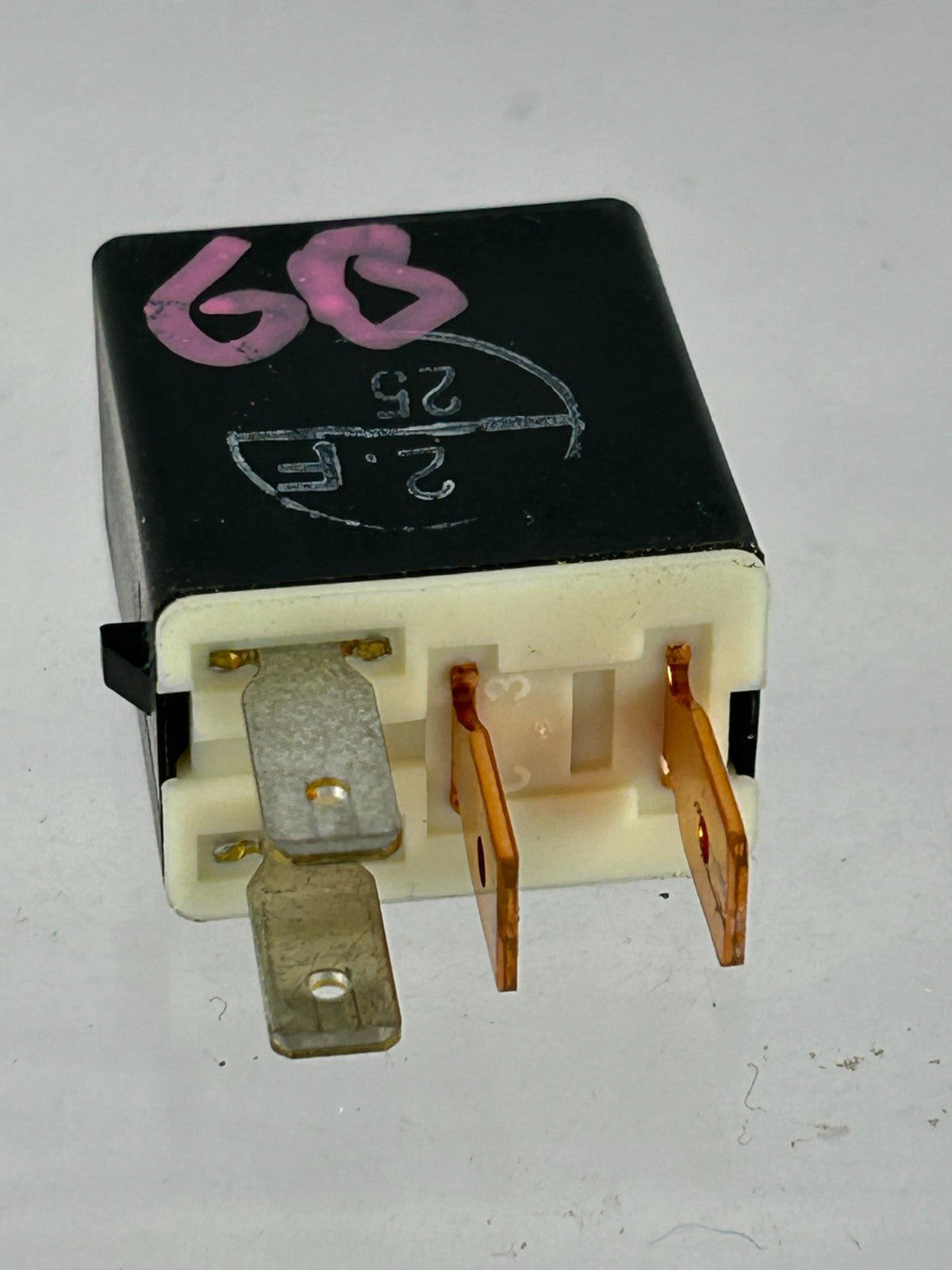 2004-2006 Toyota Tundra Circuit Opening Computer Relay for EFI OEM 90084-98031