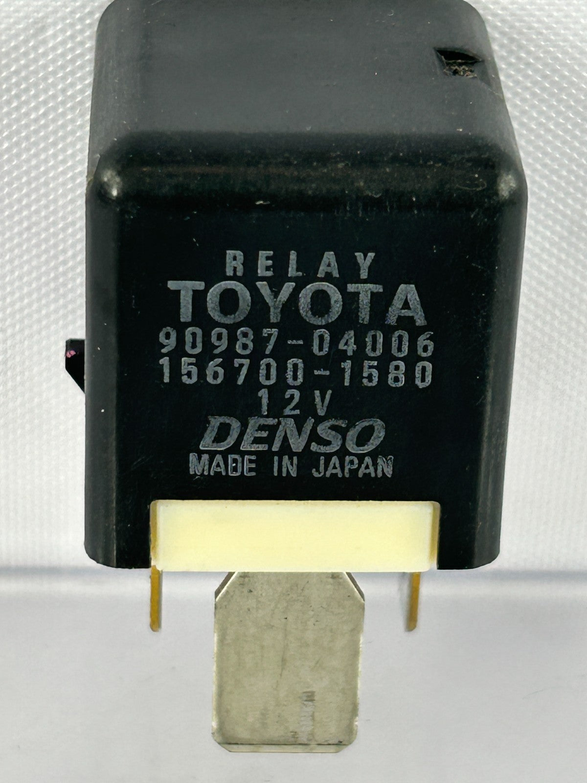 2004 Toyota Tundra HVAC Blower Motor Relay OEM 90987-04006
