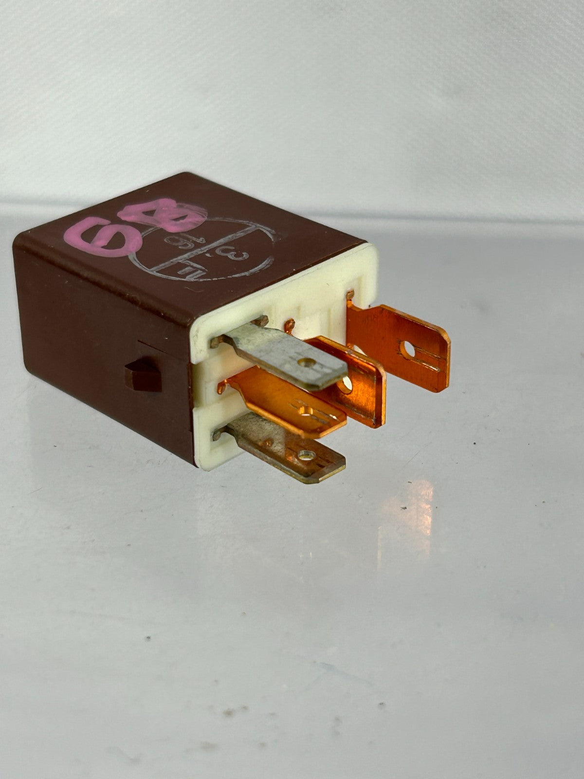 2003-2006 Toyota Tundra Circuit Opening Relay OEM 90084-98032