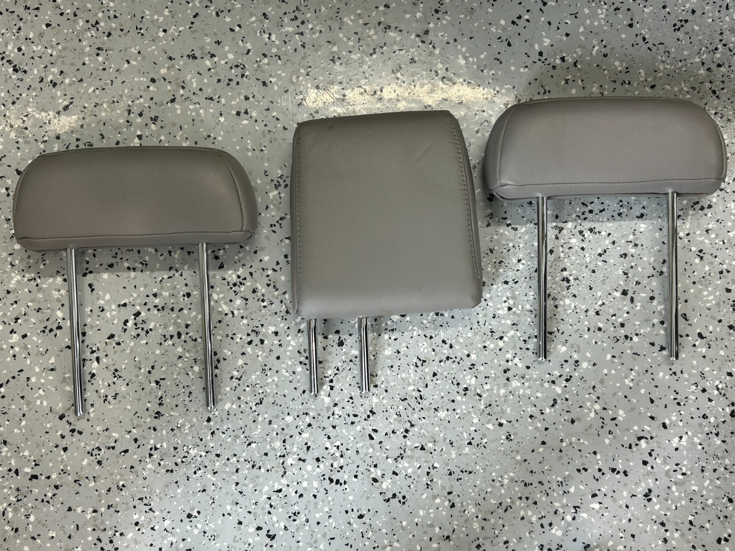 2001-2007 Toyota Sequoia Rear Third Row Headrest Head Rest Gray Leather OEM