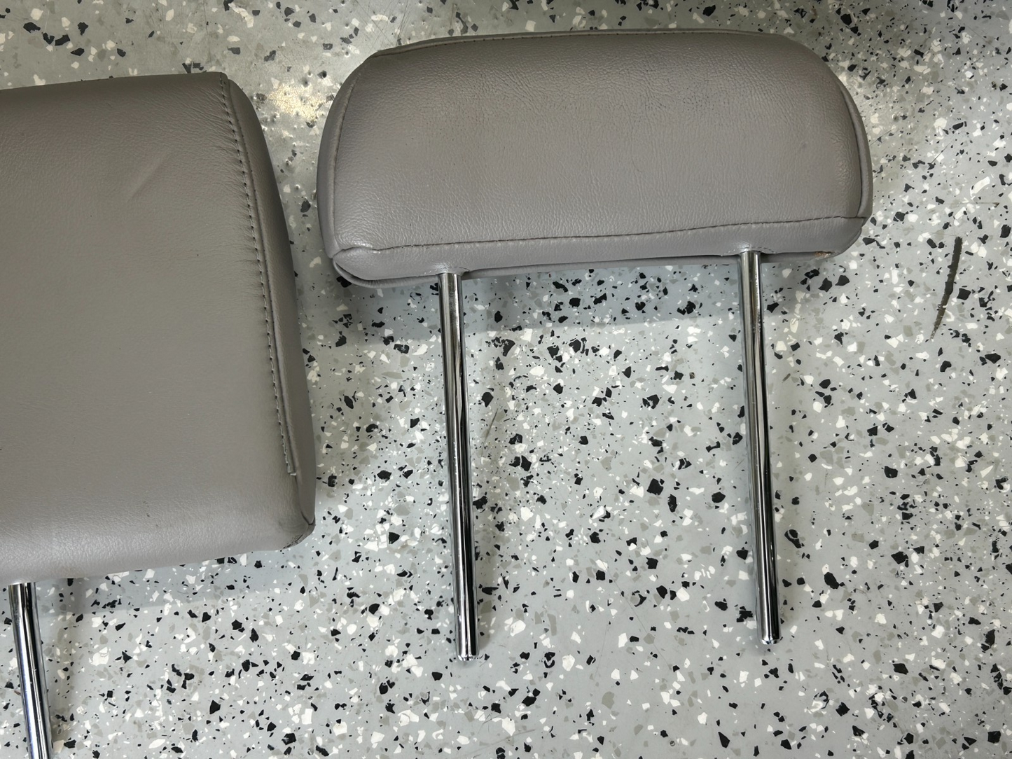 2001-2007 Toyota Sequoia Rear Third Row Headrest Head Rest Gray Leather OEM