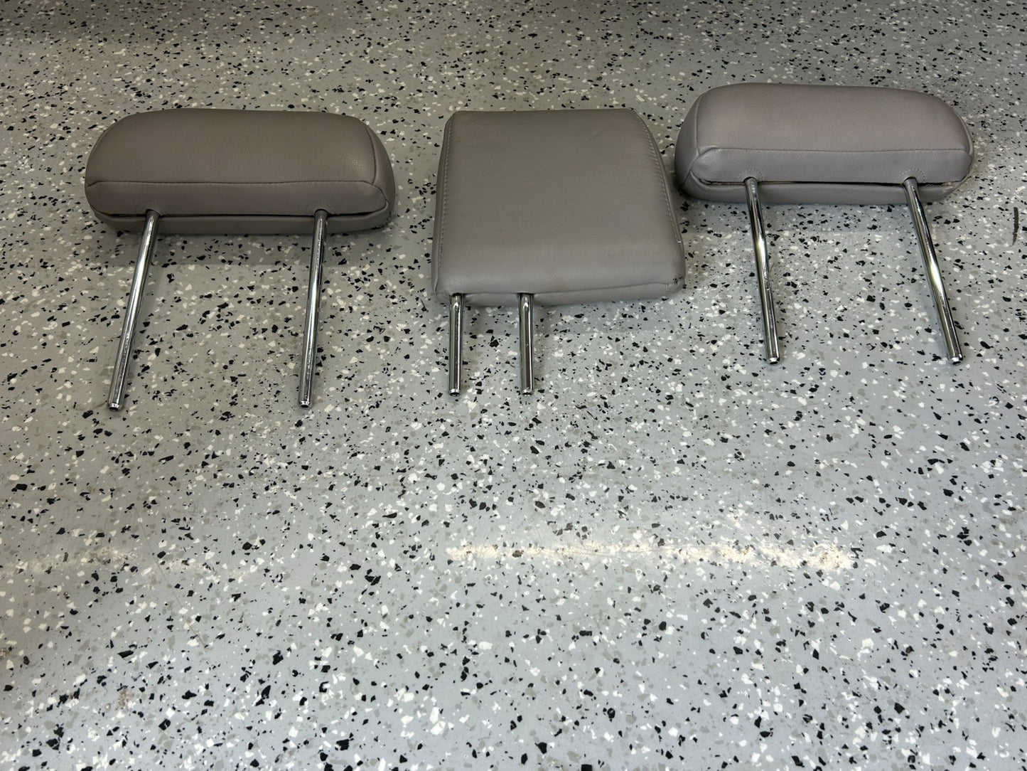 2001-2007 Toyota Sequoia Rear Third Row Headrest Head Rest Gray Leather OEM