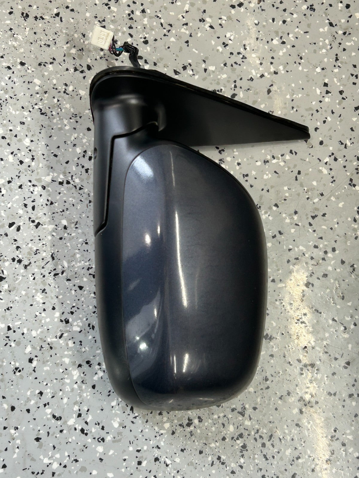 2004-2007 Toyota Sequoia Left Side View Mirror 7-Wire Power Fold Blue CC-8J7 OEM