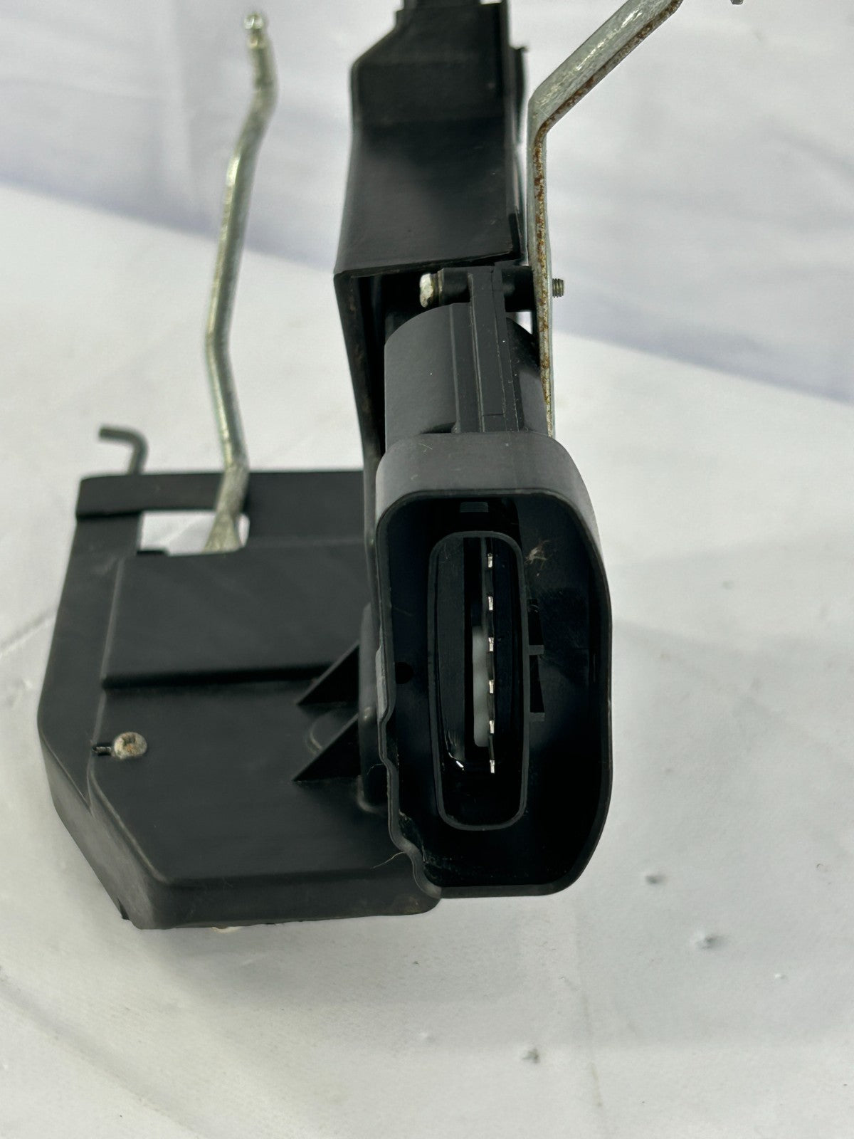 01-07 Toyota Sequoia Tundra Front Right Door Latch Lock Actuator OEM 69030-0C021