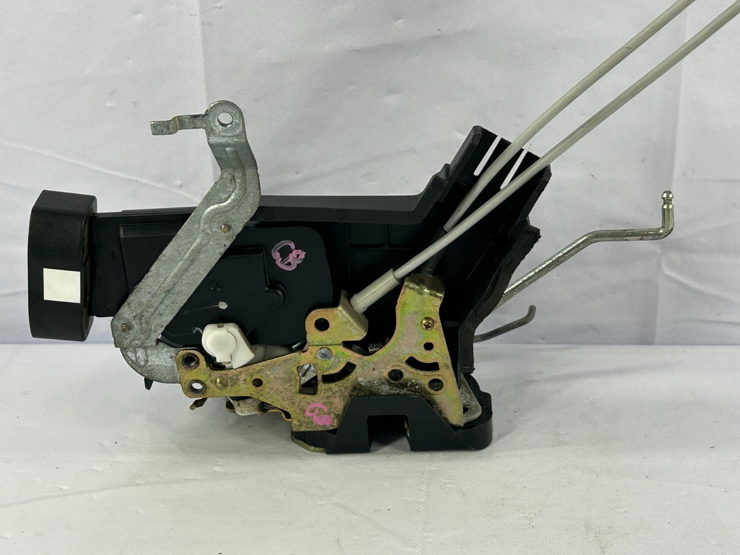 01-07 Toyota Sequoia Tundra Front Right Door Latch Lock Actuator OEM 69030-0C021