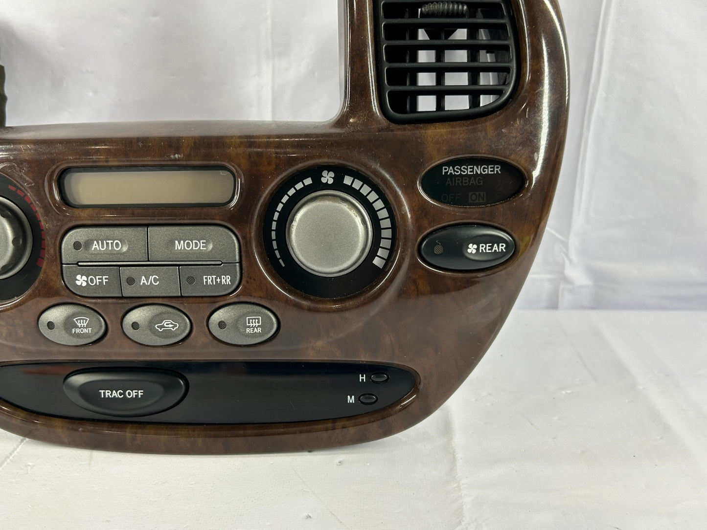 04-06 Toyota Sequoia RWD AC Heater Climate Control Switch Bezel OEM 84010-0C511