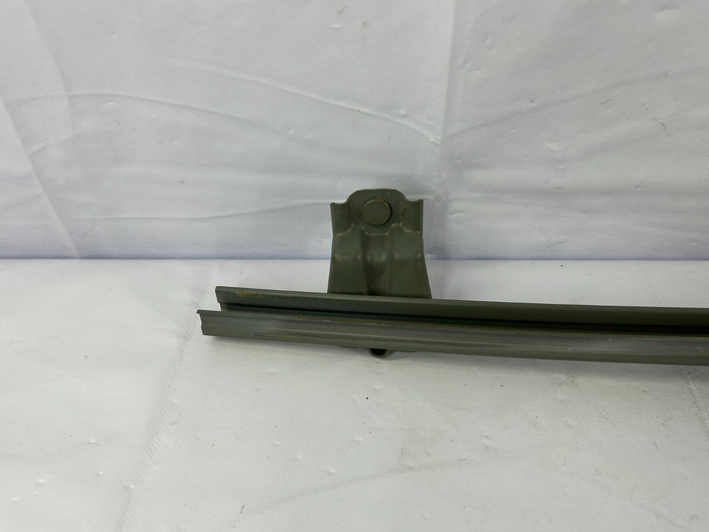 2001-2007 Toyota Sequoia Tundra Front Right Door Window Guide Channel OEM