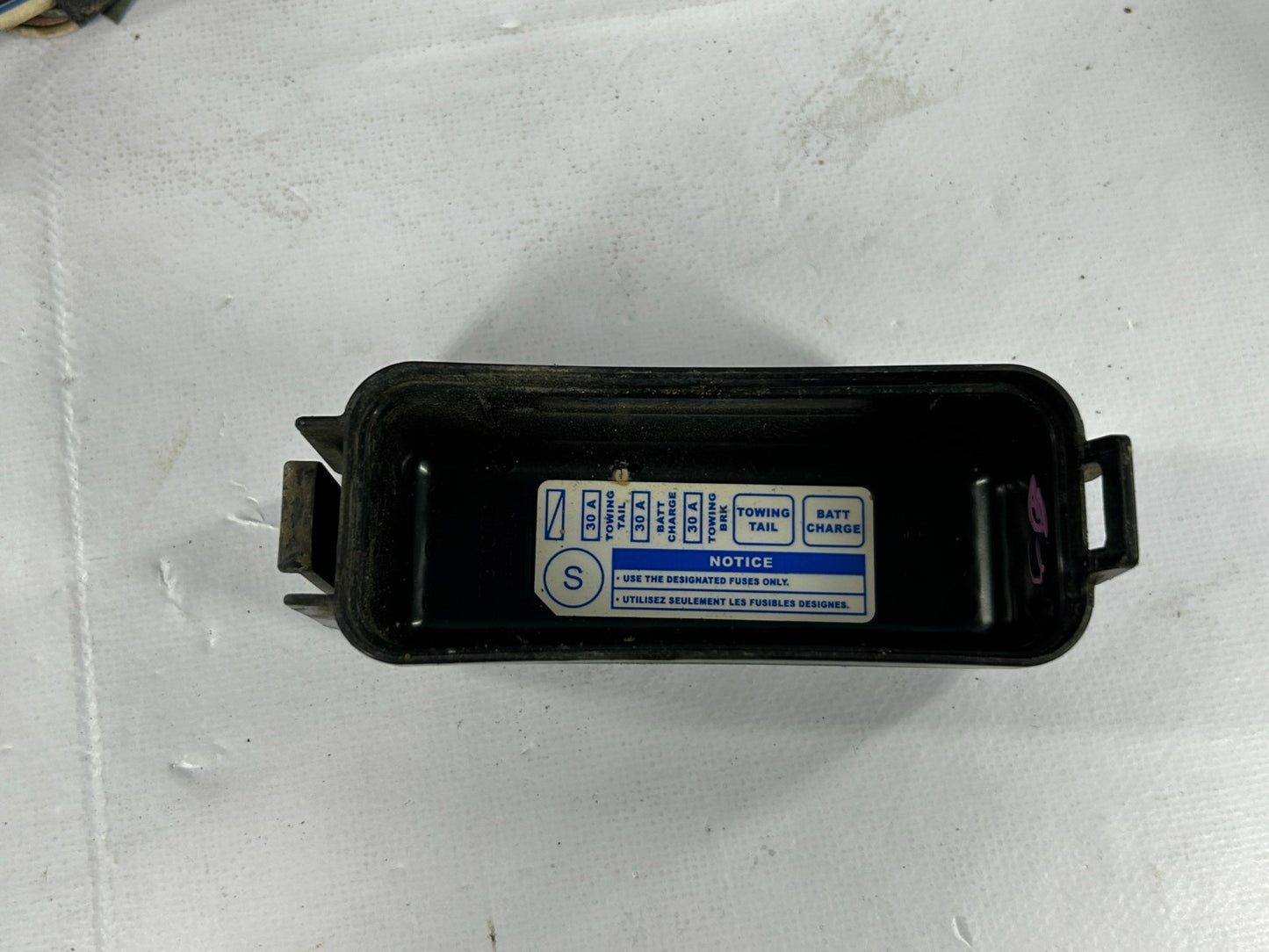 04-07 Toyota Sequoia Engine Compartment Fuse Box Junction Relay OEM 82720-0C012