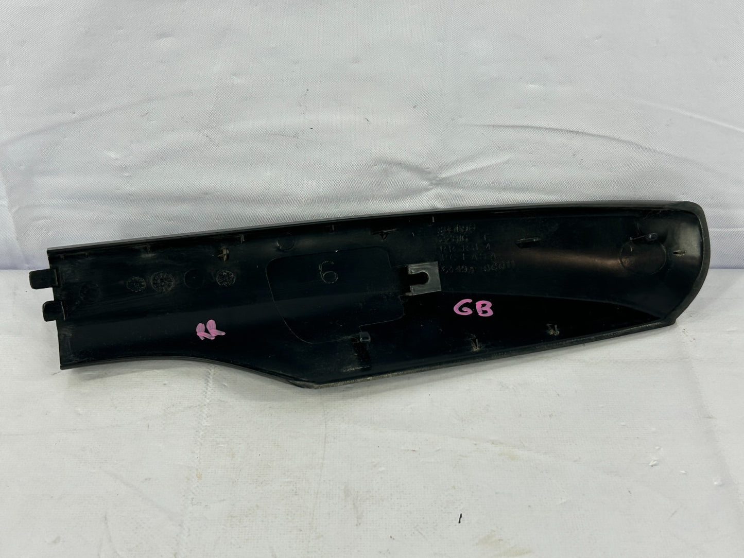 2001-2007 Toyota Sequoia Rear Right Side Roof Rack Leg Cover OEM 63493-0C011
