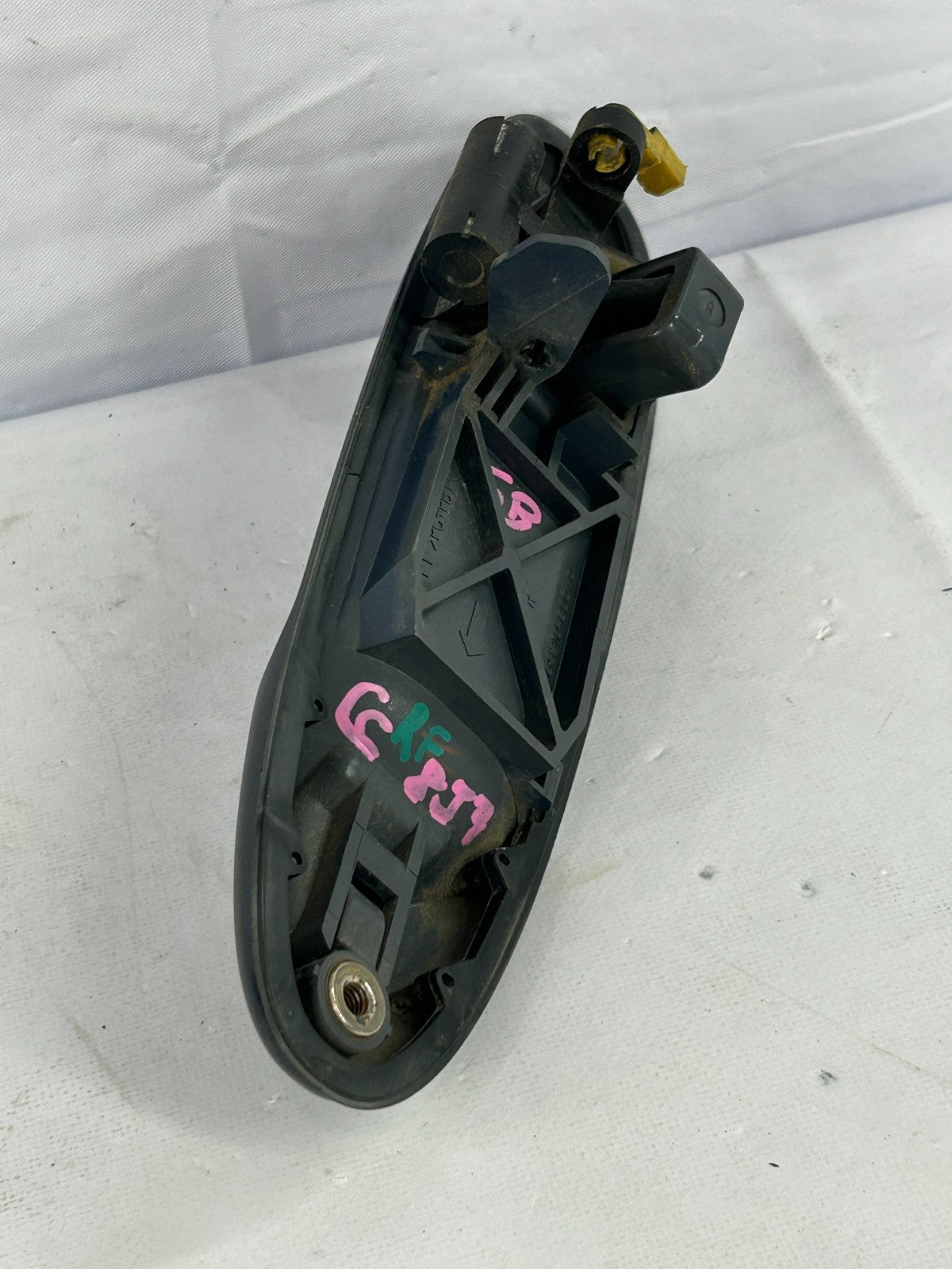 2004-2007 Toyota Sequoia Front Right Exterior Door Handle 69210-34050-J3 OEM