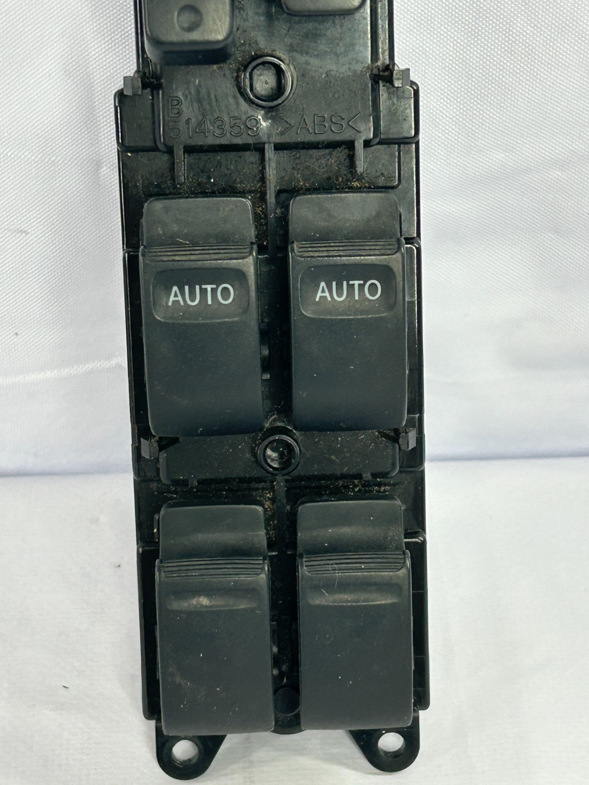2005-2007 Toyota Sequoia Left Front Master Window Control Switch OEM 84040-0C031