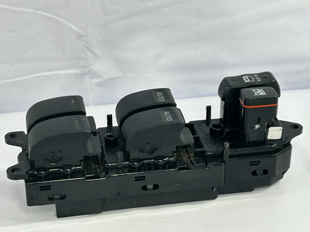 2005-2007 Toyota Sequoia Left Front Master Window Control Switch OEM 84040-0C031