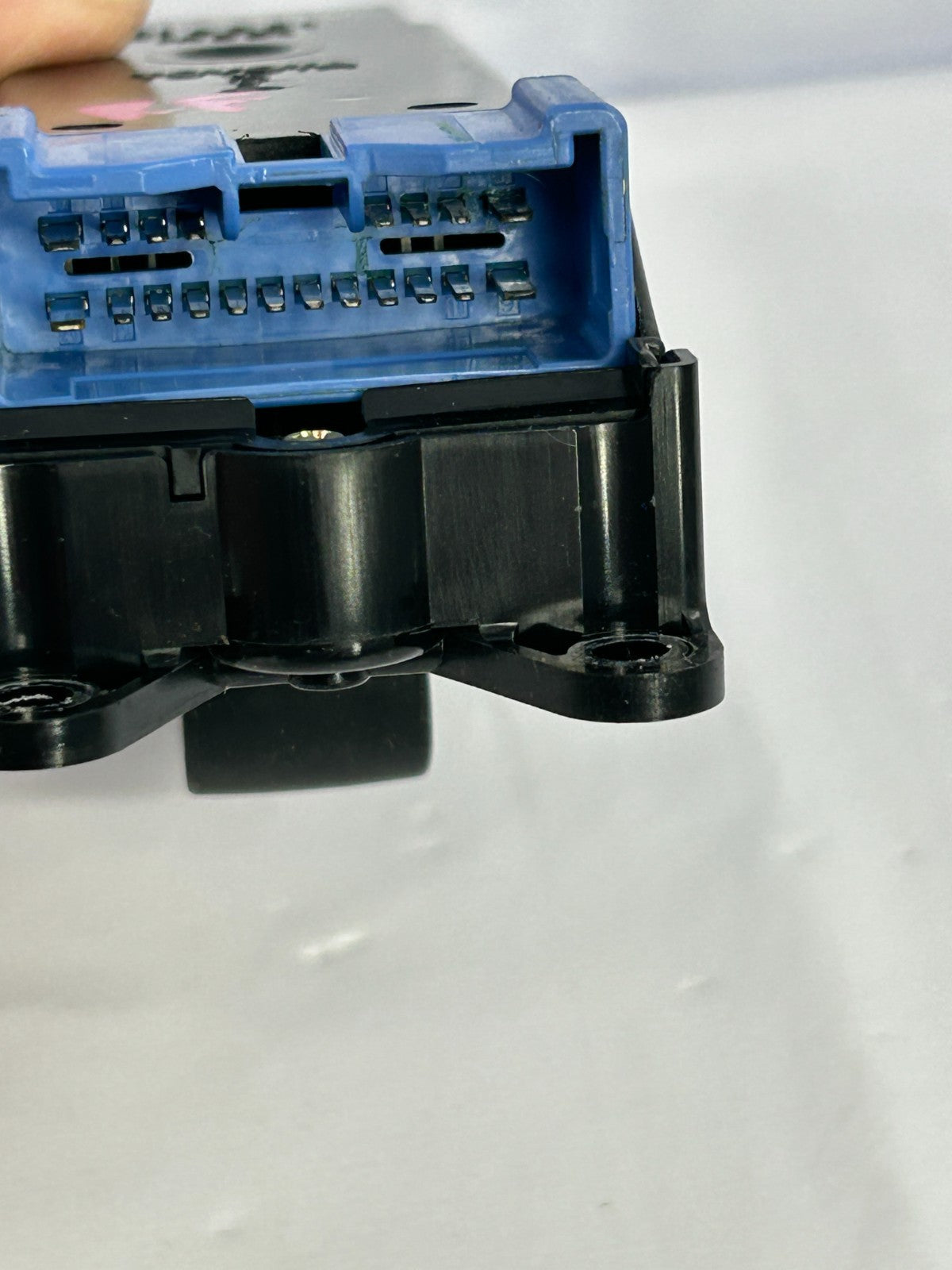 2005-2007 Toyota Sequoia Right Front Window Control Switch OEM 84030-0C031