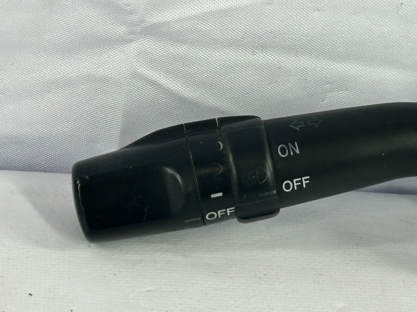 2001-2007 Toyota Sequoia Turn Signal Headlight Fog Light Switch OEM 84140-0C030