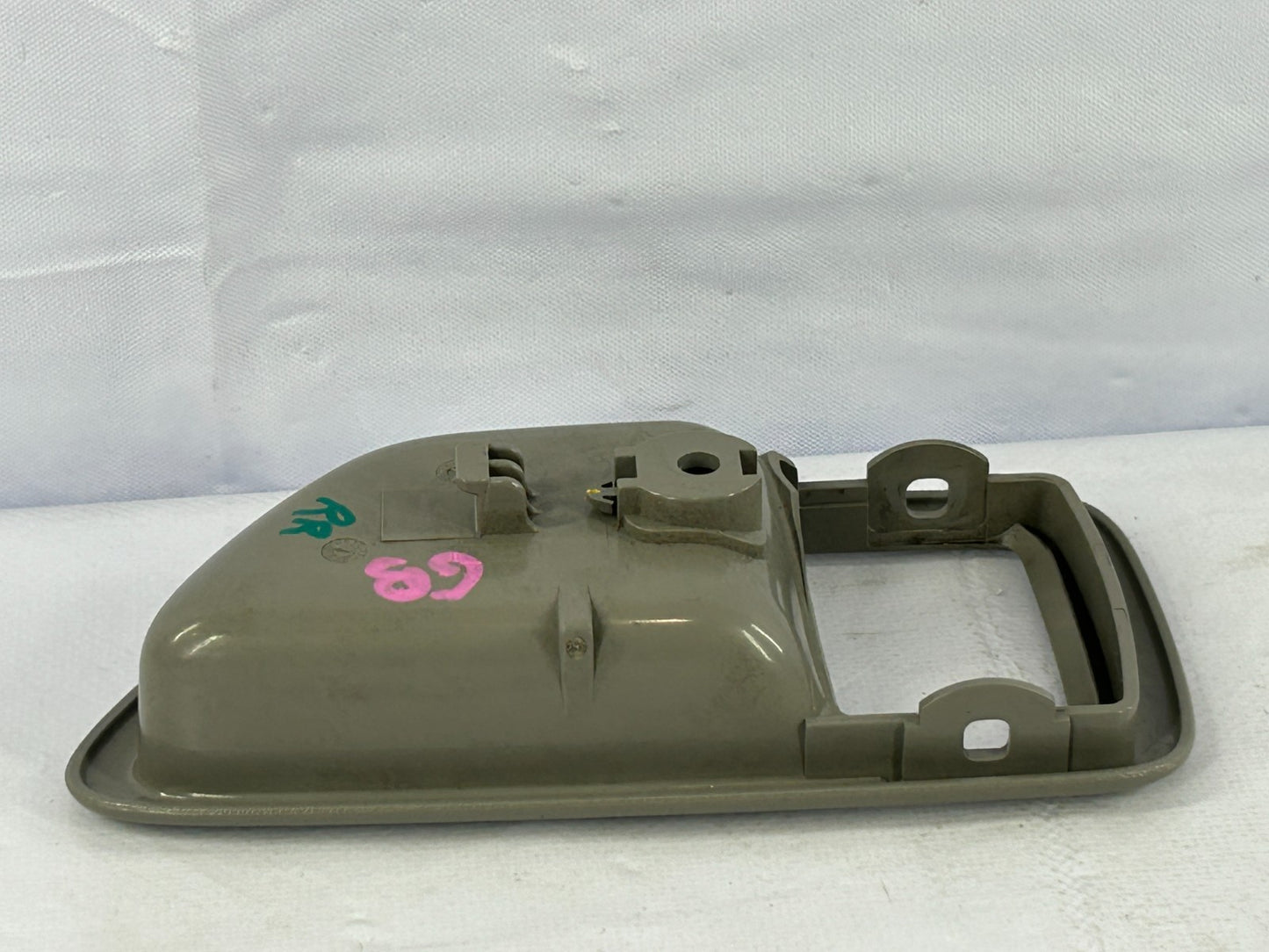 2001-2007 Toyota Sequoia Rear Right Door Handle Bezel Trim Gray OEM 69277-AC010