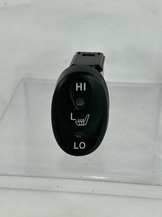 2001-2007 Toyota Sequoia Left Driver Side Seat Heater Switch OEM 84751-0C020