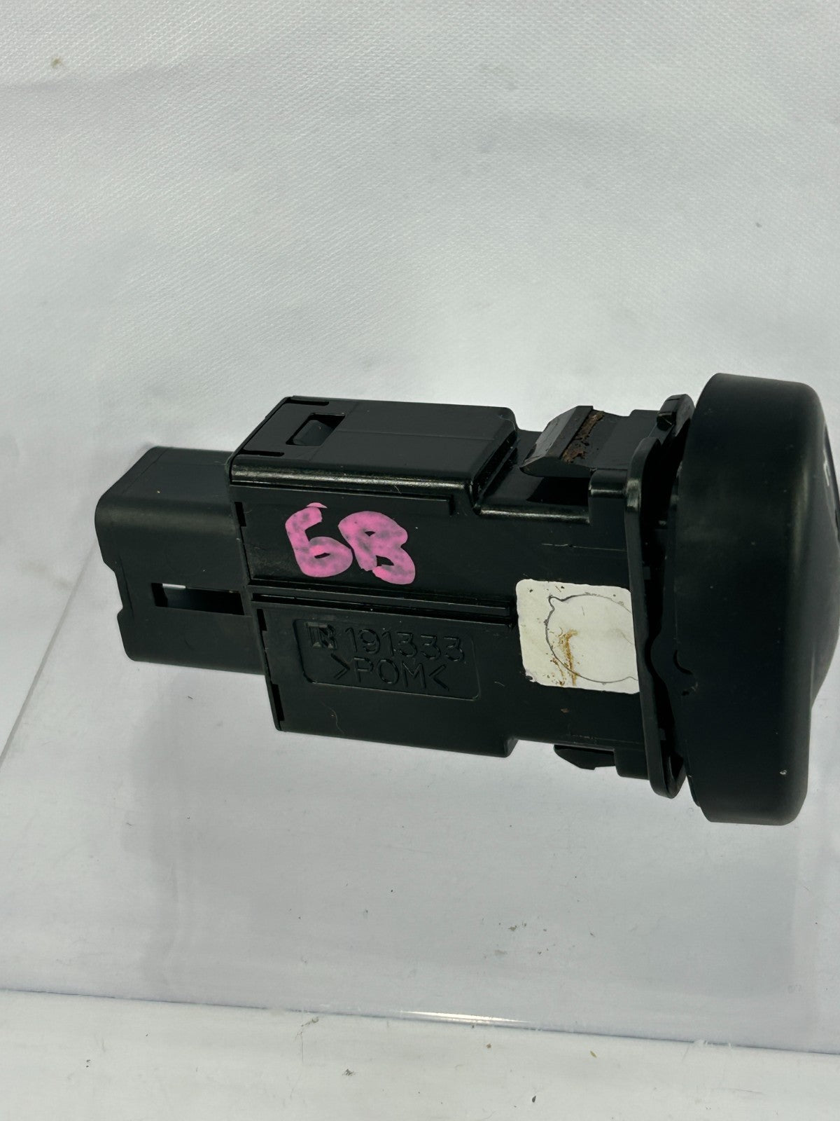 2001-2007 Toyota Sequoia Left Driver Side Seat Heater Switch OEM 84751-0C020