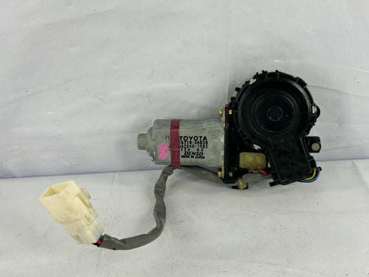 01-07 Toyota Sequoia Front Right Power Window Regulator Motor OEM 85710-34030