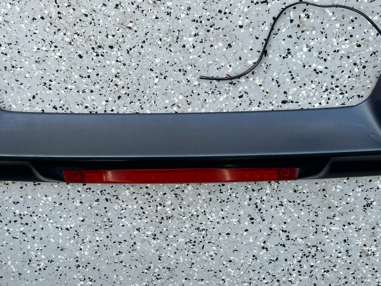 2001-2007 Toyota Sequoia Rear Spoiler & Third Brake Light Lamp OEM 76871-0C901
