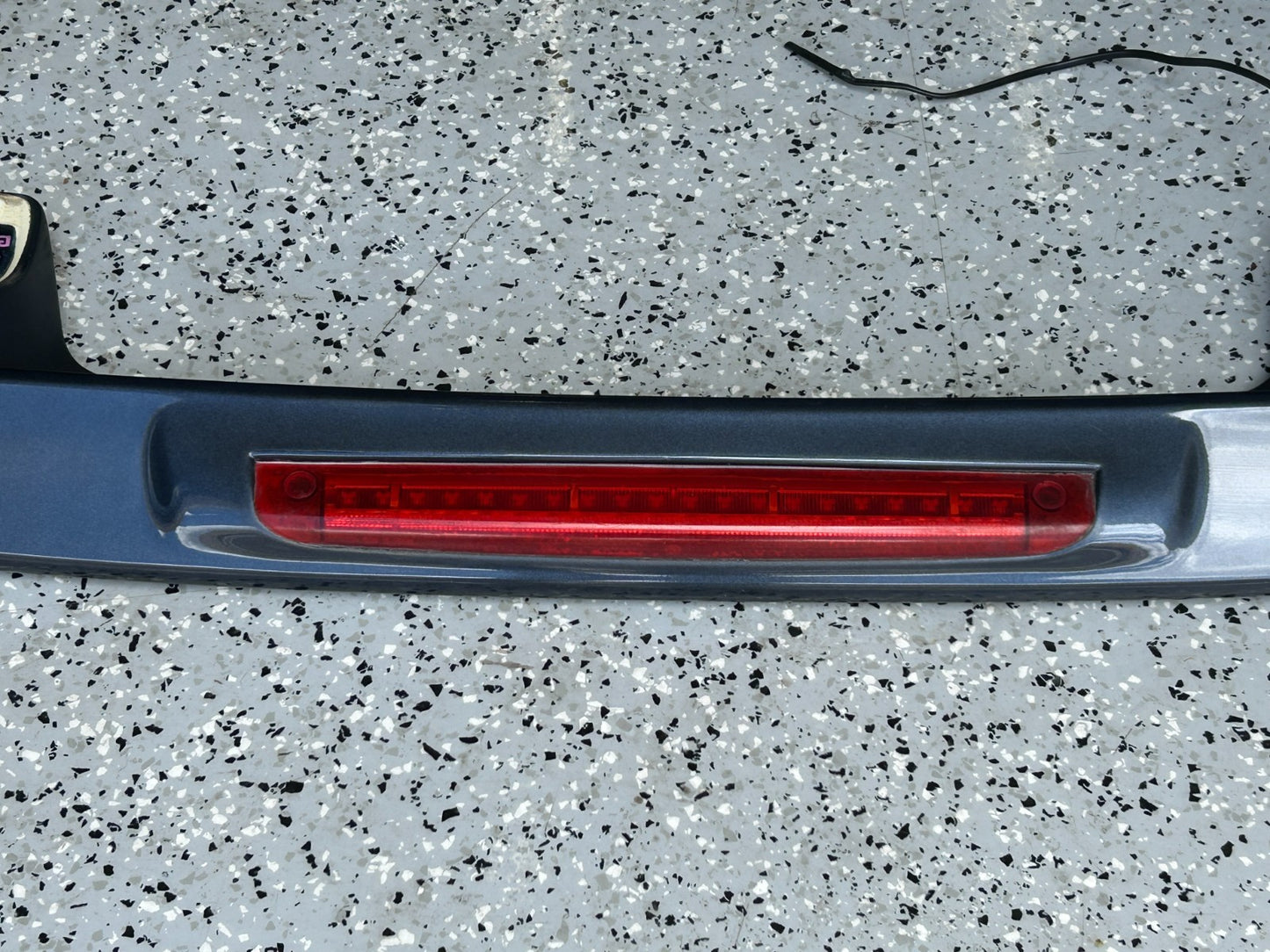 2001-2007 Toyota Sequoia Rear Spoiler & Third Brake Light Lamp OEM 76871-0C901