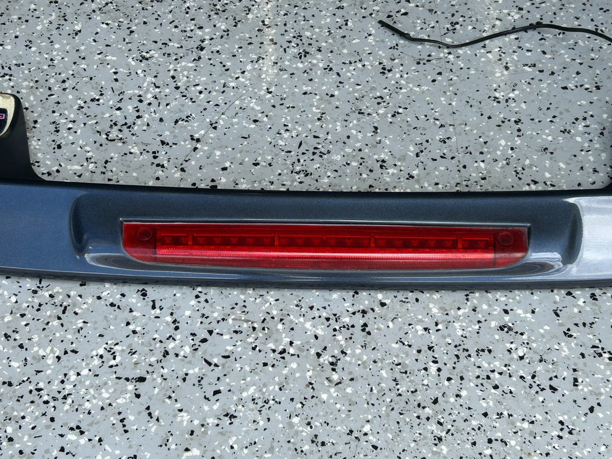 2001-2007 Toyota Sequoia Rear Spoiler & Third Brake Light Lamp OEM 76871-0C901