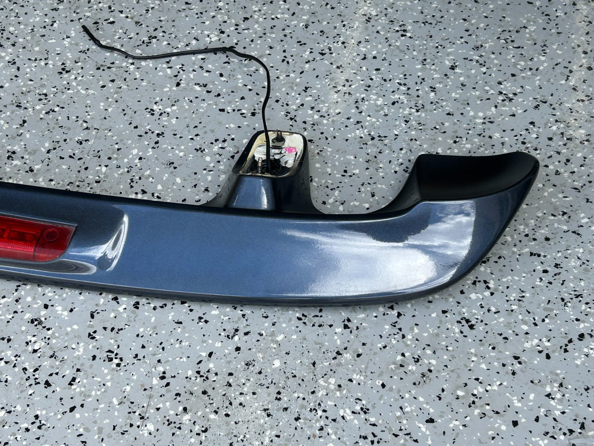 2001-2007 Toyota Sequoia Rear Spoiler & Third Brake Light Lamp OEM 76871-0C901