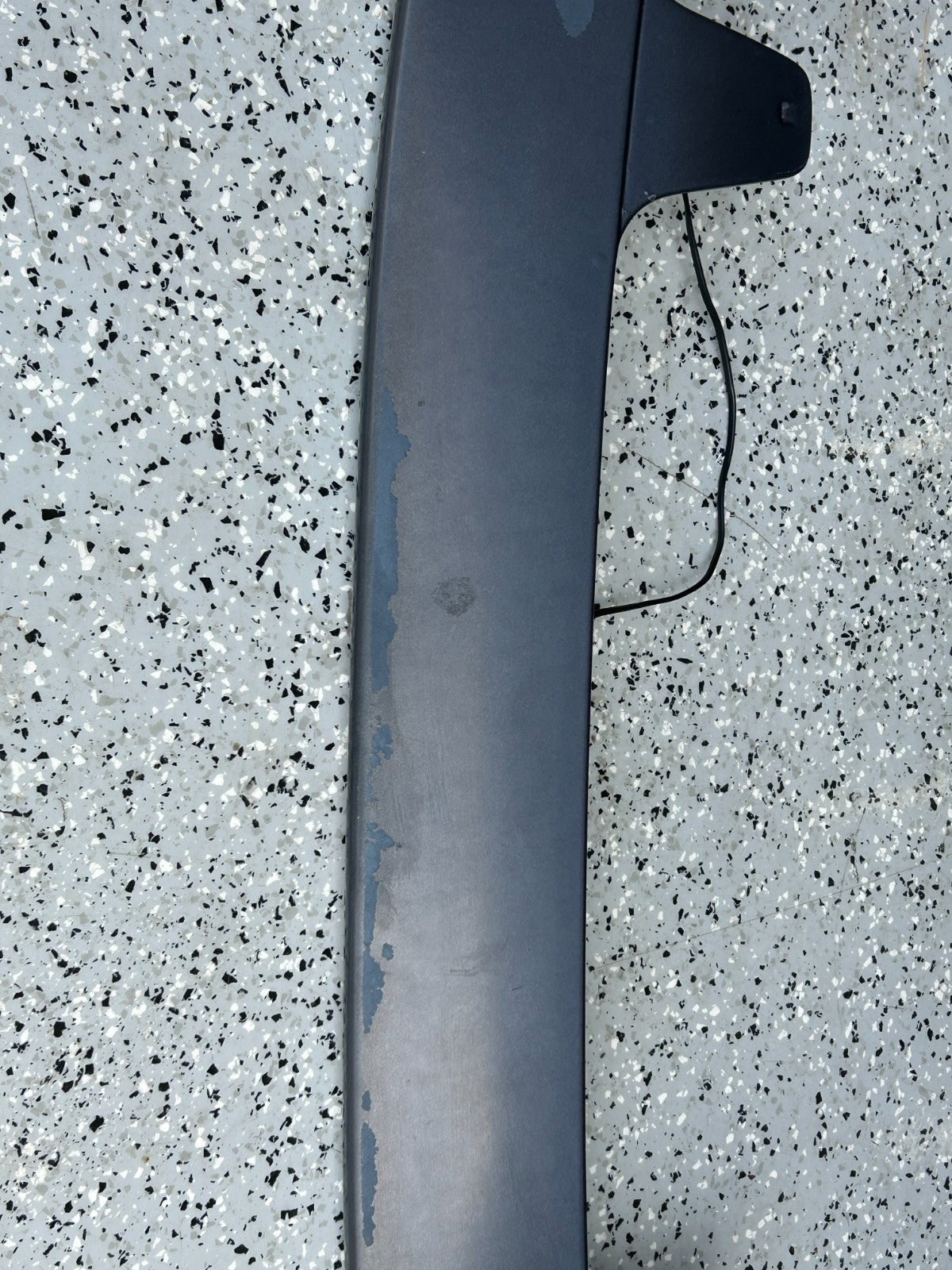 2001-2007 Toyota Sequoia Rear Spoiler & Third Brake Light Lamp OEM 76871-0C901