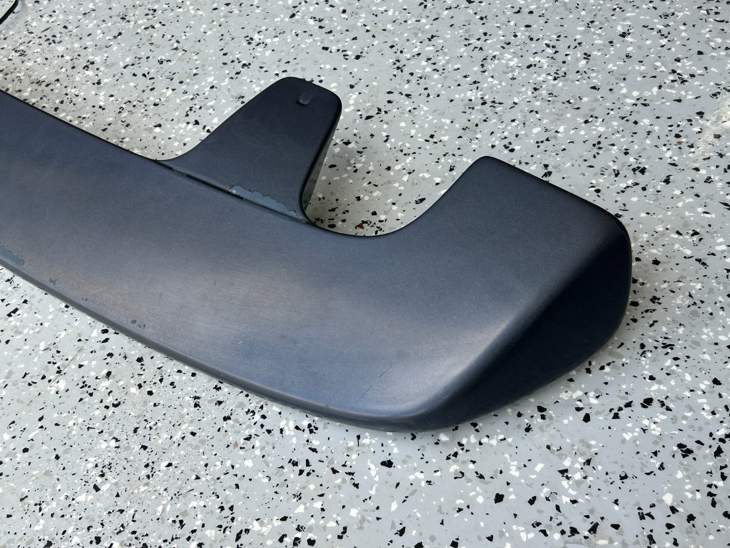 2001-2007 Toyota Sequoia Rear Spoiler & Third Brake Light Lamp OEM 76871-0C901