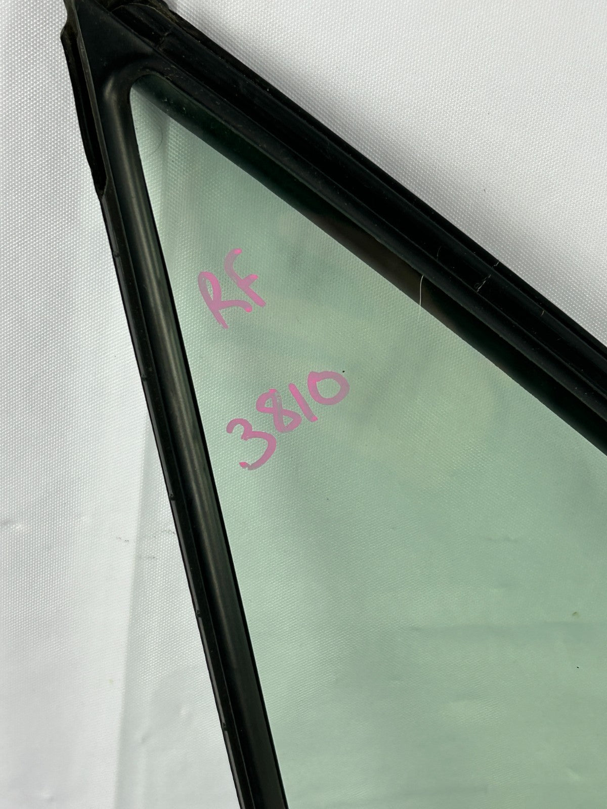 2014-2016 Subaru Forester Front Right Door Partition Window OEM 61284SG000