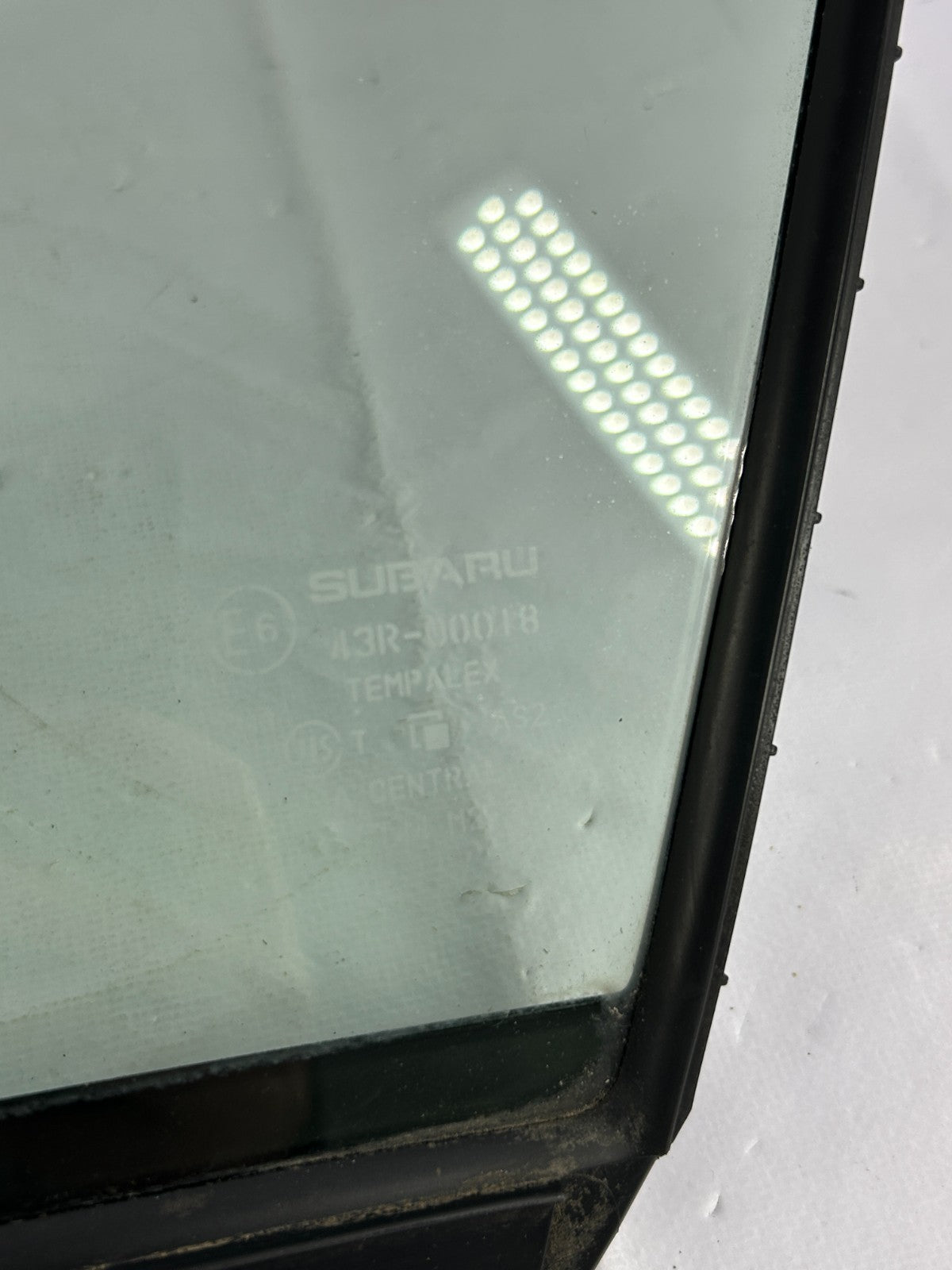 2014-2016 Subaru Forester Front Left Door Partition Window OEM 61284SG010