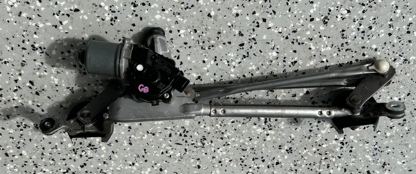2015-2018 Subaru Forester Front Windshield Wiper Motor & Linkage OEM 86510SG011