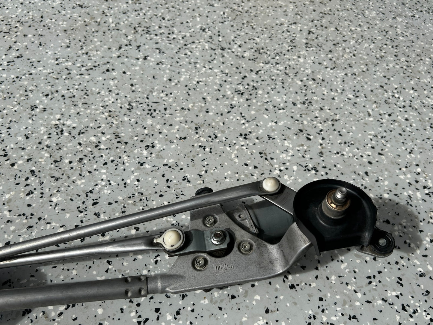 2015-2018 Subaru Forester Front Windshield Wiper Motor & Linkage OEM 86510SG011
