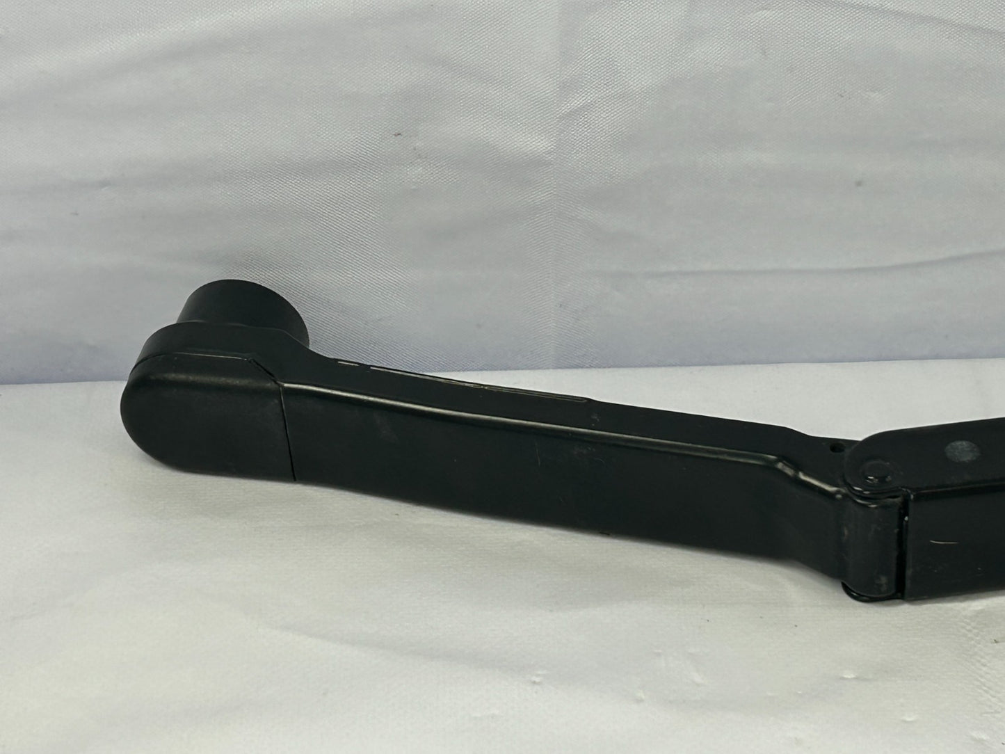 2014-2018 Subaru Forester Front Right Windshield Wiper Arm Assy OEM 86532SG160