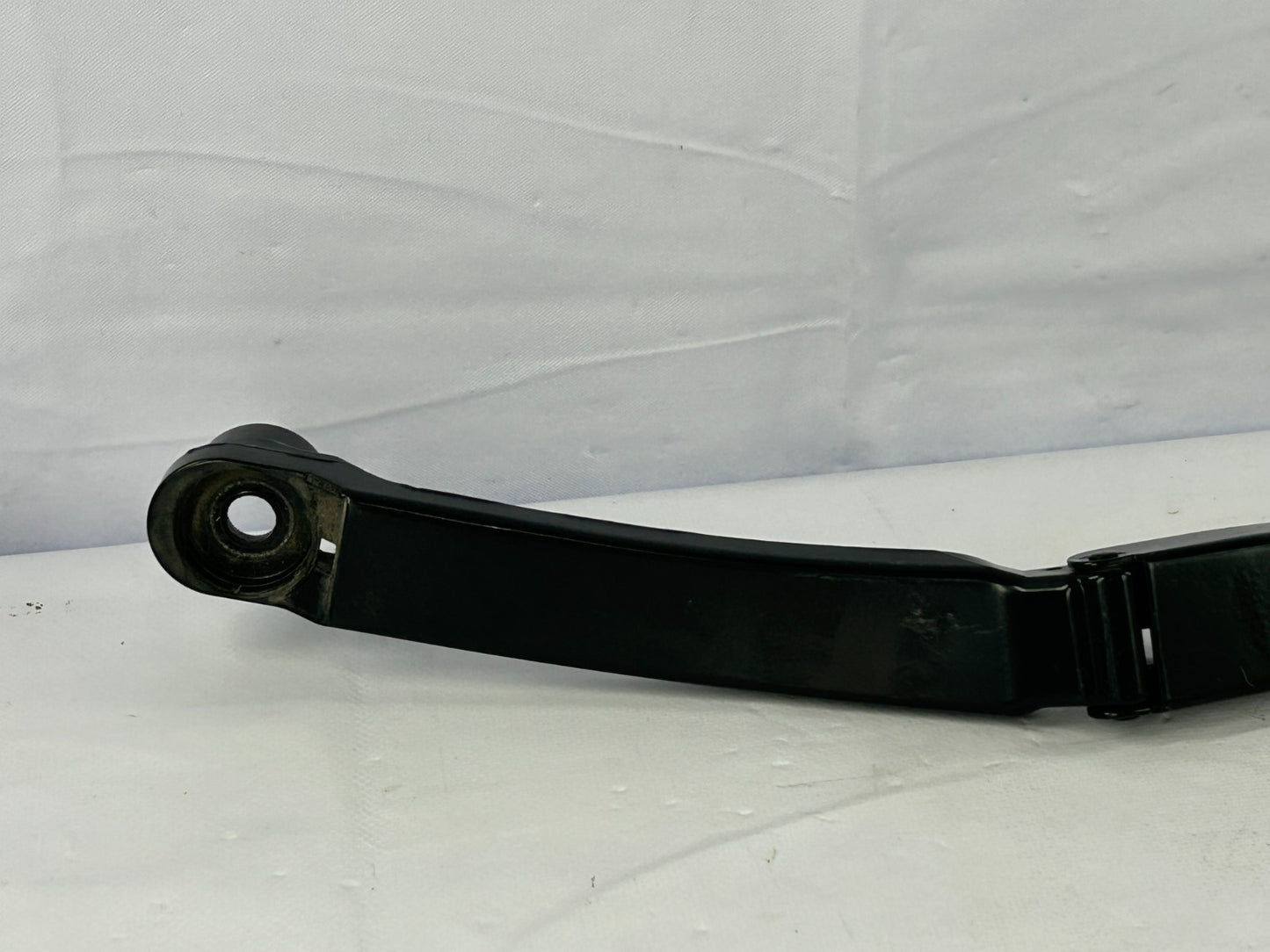 2014-2018 Subaru Forester Front Left Windshield Wiper Arm Assy OEM 86532SG010